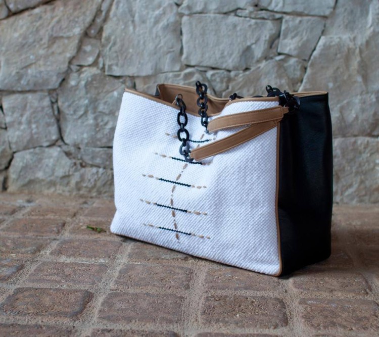 The Tagari Project! A collection of high-quality bags woven in looms... Θα τις βρείτε στο All day Bazaar "Summer in the City" του MDA Hellas, την Τετάρτη 3 Ιουνίου, στο Ecali Club! Join us...